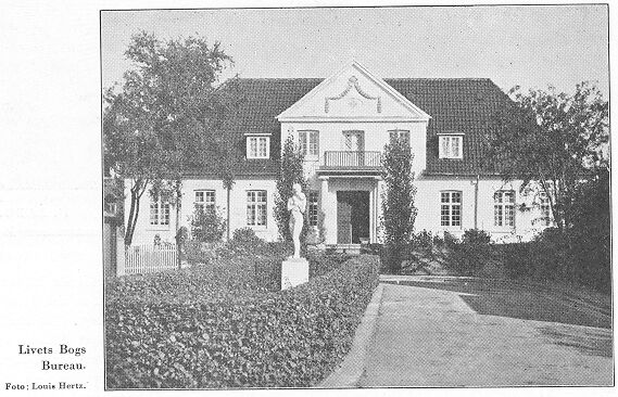 Livets Bogs Bureau. Foto: Louis Hertz.