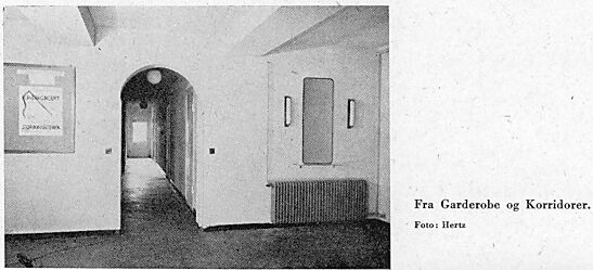 Fra Garderobe og Korridorer. Foto: Hertz